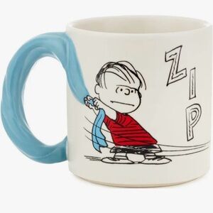 NEW Peanuts Linus and Snoopy Dimensional
Blanket Mug, 17 oz.